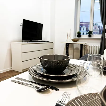 1min Walk To Market Square, Beautiful Views! Stylish 1br Kitchen * Vratislav